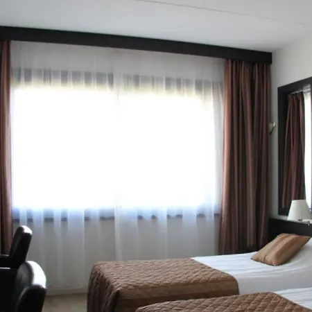 Bastion Hotel 3*